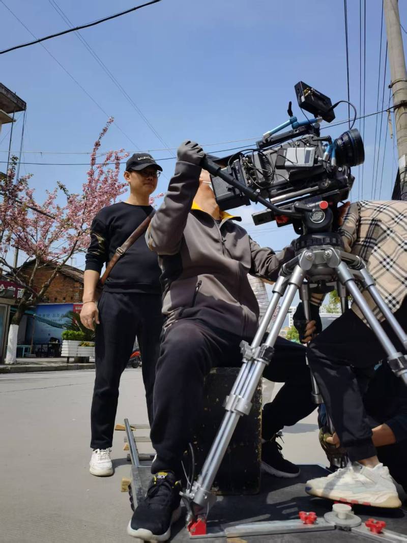 安庆广告片拍摄：快消品牌爆款之选，网感内容适配社媒传播！